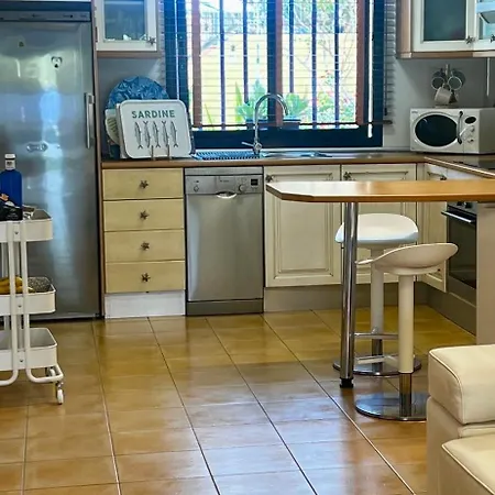 Ideal Apartment *